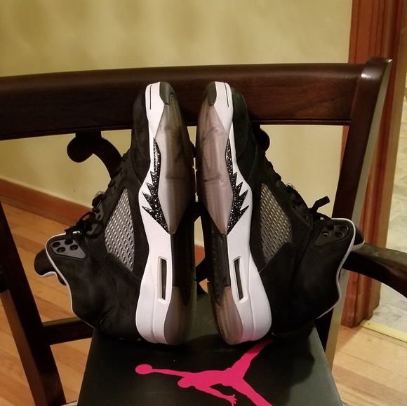 SOLD.....Jordan oreo 5 - Picture 6 of 8